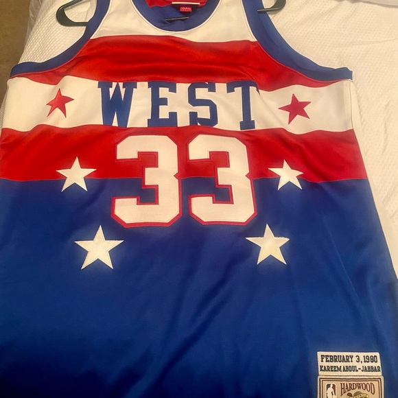 Mitchell and Ness Kareem Abdul Jabbar worn once 9/10 condition. - Picture 2 of 3